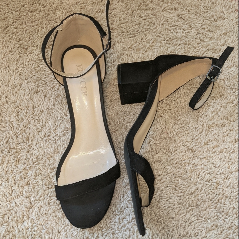 2" block heel chunky sandals!